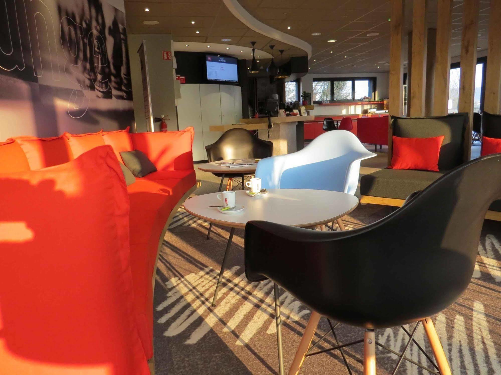 Hotel Ibis Soissons Esterno foto